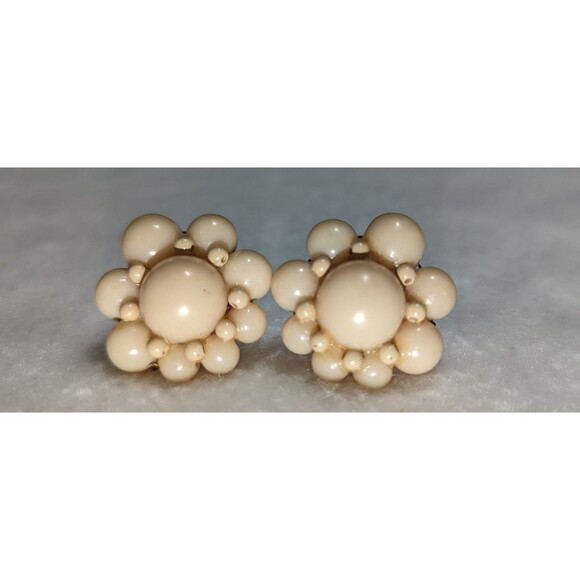 Vintage Beaded Taupe Clip Ons - Picture 6 of 6